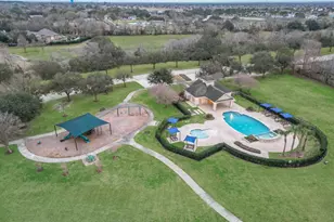 105 Hawke Bay Ln, Friendswood, TX 77546 - Photo 45