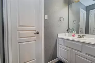 105 Hawke Bay Ln, Friendswood, TX 77546 - Photo 31