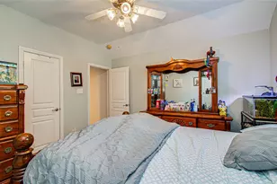 105 Hawke Bay Ln, Friendswood, TX 77546 - Photo 33