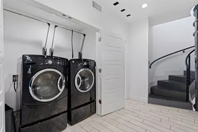 2025 Colquitt Street #A, Houston, TX 77098 - Photo 35