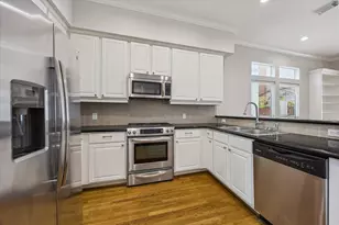 1334 Fairview Ave, Houston, TX 77006 - Photo 11