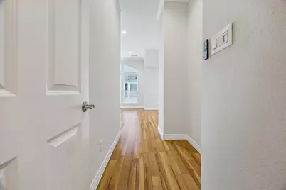 1334 Fairview Avenue, Houston, TX 77006 - Photo 15