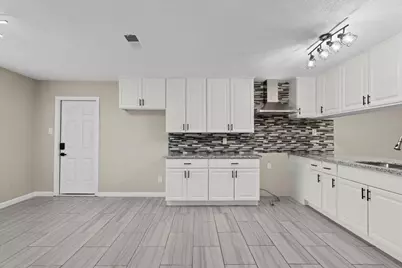3405 Meadowlark Lane, Alvin, TX 77511 - Photo 7