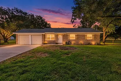 3405 Meadowlark Lane, Alvin, TX 77511 - Photo 1