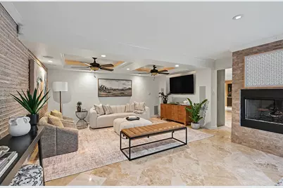 10034 Meadow Lake Lane, Houston, TX 77042 - Photo 9