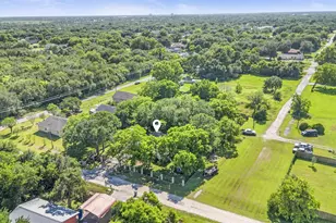 7010 Carter Ave, Hitchcock, TX 77563 - Photo 23