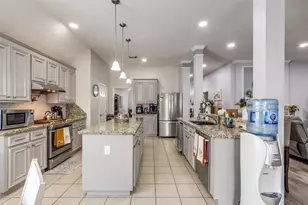 2913 Autumn Creek Dr, Friendswood, TX 77546 - Photo 9