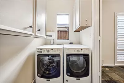 11803 Warwickshire Court, Houston, TX 77077 - Photo 15