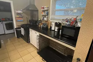 119 Albacore Ave, Galveston, TX 77550 - Photo 5