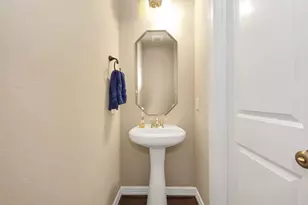 6619 Brady Springs Ln, Sugar Land, TX 77479 - Photo 15