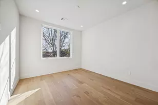 107 E 24th St, Houston, TX 77008 - Photo 29