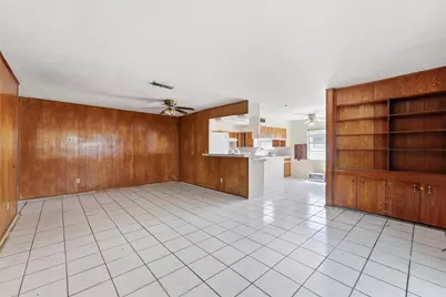 5714 Willowbend Boulevard, Houston, TX 77096 - Photo 9