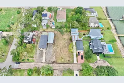 211 N Forrest Avenue, La Porte, TX 77571 - Photo 3