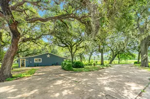 18792 Hwy 35, Sweeny, TX 77480 - Photo 9