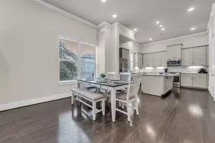 5849 E Post Oak Ln, Houston, TX 77055 - Photo 15