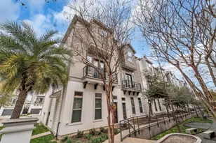 5849 E Post Oak Ln, Houston, TX 77055 - Photo 3