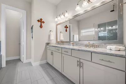 5849 E Post Oak Lane, Houston, TX 77055 - Photo 25