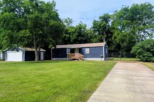 2406 Kilgore, Baytown, TX 77520 - Photo 1