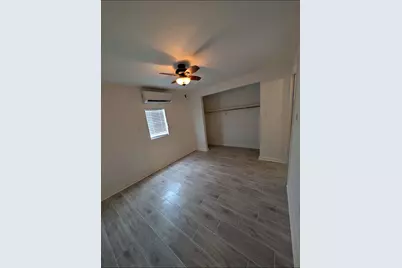 2406 Kilgore, Baytown, TX 77520 - Photo 3