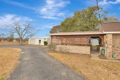 1840 Loop 522, Ganado, TX 77962 - Photo 7