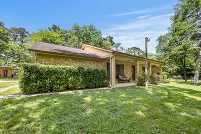 802 Sentinel Oaks, Pinehurst, TX 77362 - Photo 13