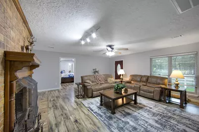 802 Sentinel Oaks, Pinehurst, TX 77362 - Photo 19