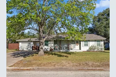 804 Peach Street, El Campo, TX 77437 - Photo 1