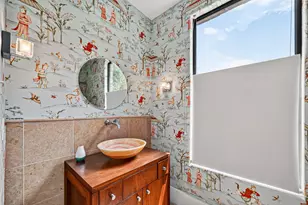1110 Autrey St, Houston, TX 77006 - Photo 27