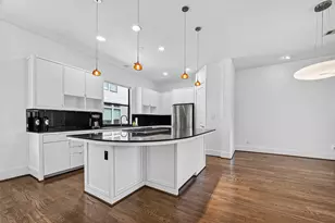 1110 Autrey St, Houston, TX 77006 - Photo 21