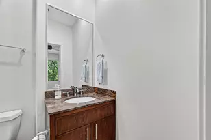 1110 Autrey St, Houston, TX 77006 - Photo 37