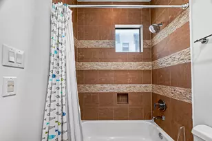 1110 Autrey St, Houston, TX 77006 - Photo 37