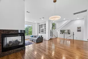 1110 Autrey St, Houston, TX 77006 - Photo 5