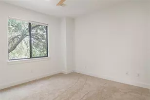 1110 Autrey St, Houston, TX 77006 - Photo 21