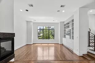 1110 Autrey St, Houston, TX 77006 - Photo 3