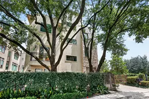 1110 Autrey St, Houston, TX 77006 - Photo 13