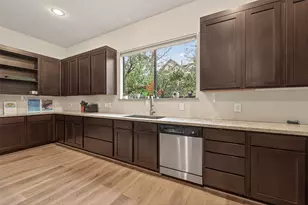 1620 McDonald St, Houston, TX 77007 - Photo 11