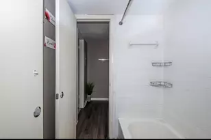 8529 Hearth Dr, Houston, TX 77054 - Photo 9