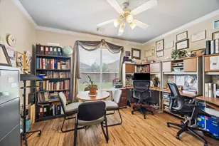 13703 Hudson Ct, Sugar Land, TX 77498 - Photo 5
