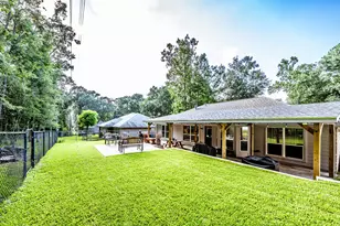 1977 Greentree Dr, Huntsville, TX 77340 - Photo 49