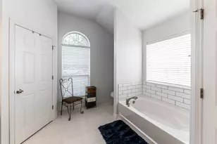 1977 Greentree Dr, Huntsville, TX 77340 - Photo 31