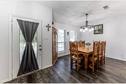 1977 Greentree Drive, Huntsville, TX 77340 - Photo 5