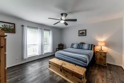 1977 Greentree Drive, Huntsville, TX 77340 - Photo 39