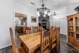 1977 Greentree Dr, Huntsville, TX 77340 - Photo 21