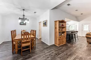 1977 Greentree Dr, Huntsville, TX 77340 - Photo 23