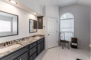 1977 Greentree Dr, Huntsville, TX 77340 - Photo 29