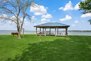 801 Commodore Dr, Livingston, TX 77351 - Photo 31