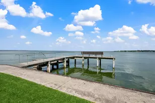 801 Commodore Dr, Livingston, TX 77351 - Photo 31