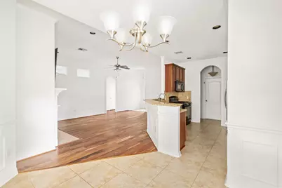 1613 Saulnier Street, Houston, TX 77019 - Photo 9