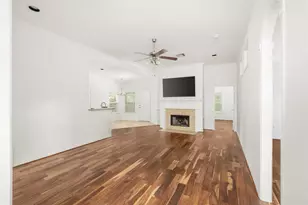 1613 Saulnier St, Houston, TX 77019 - Photo 7