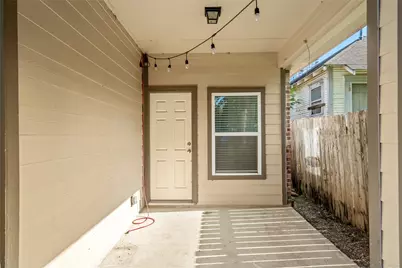 1613 Saulnier Street, Houston, TX 77019 - Photo 25